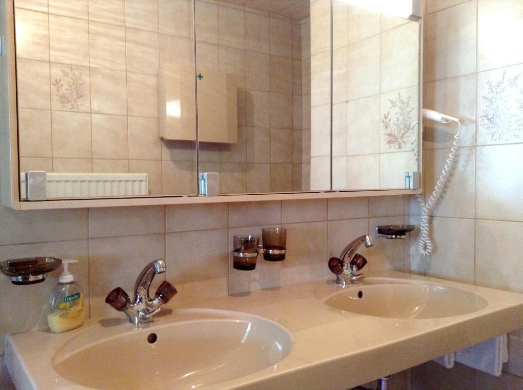 Chasa Sulai Appartements Samnaun Zimmer foto
