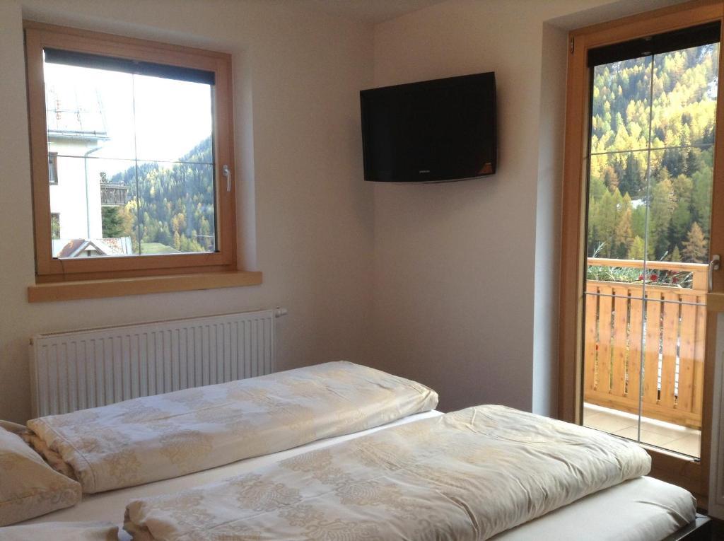 Chasa Sulai Appartements Samnaun Zimmer foto